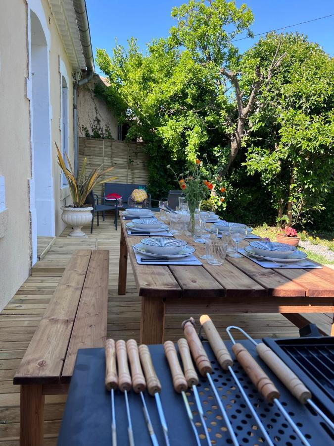 Charmante Maison Climatisee Avec Piscine Au Calme A קרקסון מראה חיצוני תמונה