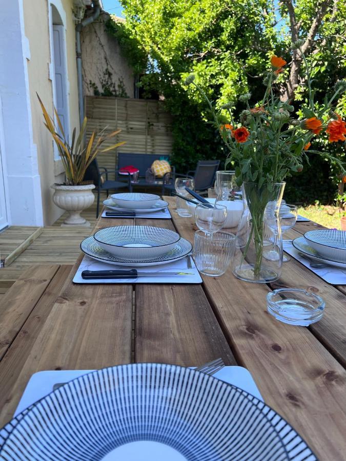 Charmante Maison Climatisee Avec Piscine Au Calme A קרקסון מראה חיצוני תמונה