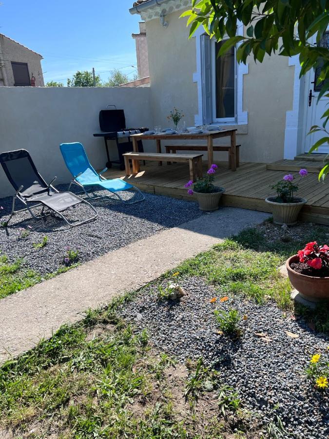 Charmante Maison Climatisee Avec Piscine Au Calme A קרקסון מראה חיצוני תמונה