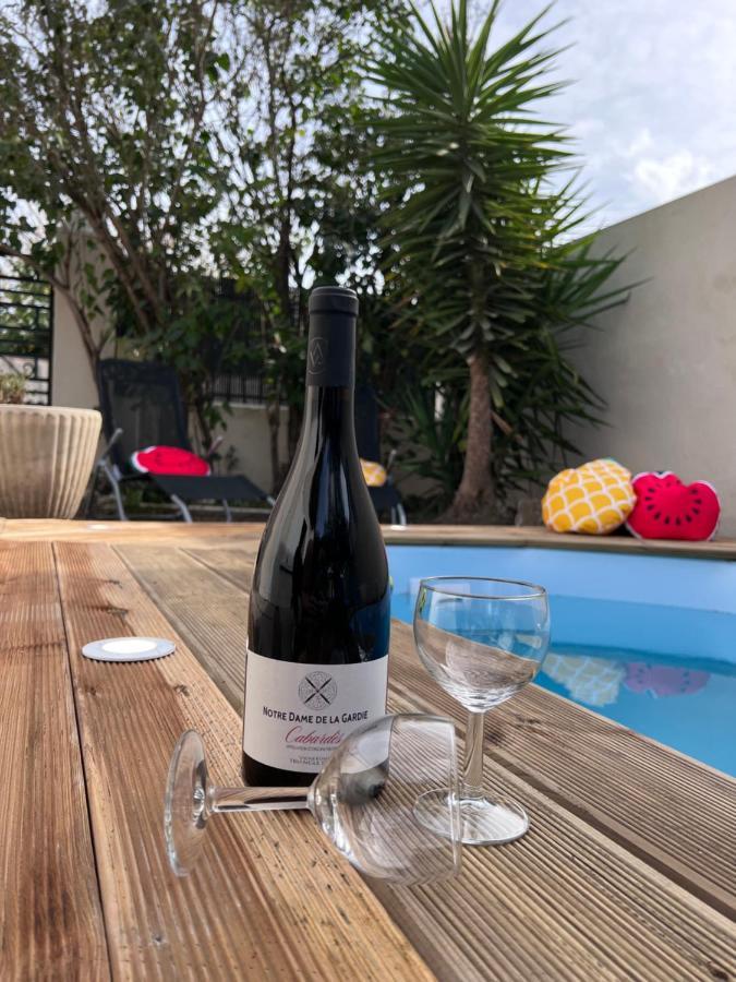 Charmante Maison Climatisee Avec Piscine Au Calme A קרקסון מראה חיצוני תמונה