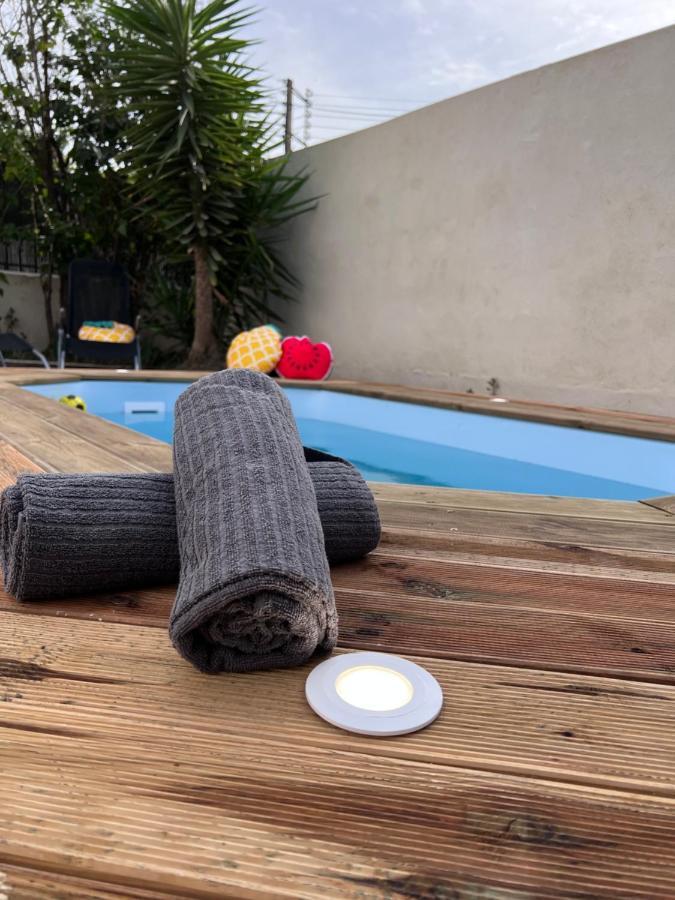 Charmante Maison Climatisee Avec Piscine Au Calme A קרקסון מראה חיצוני תמונה